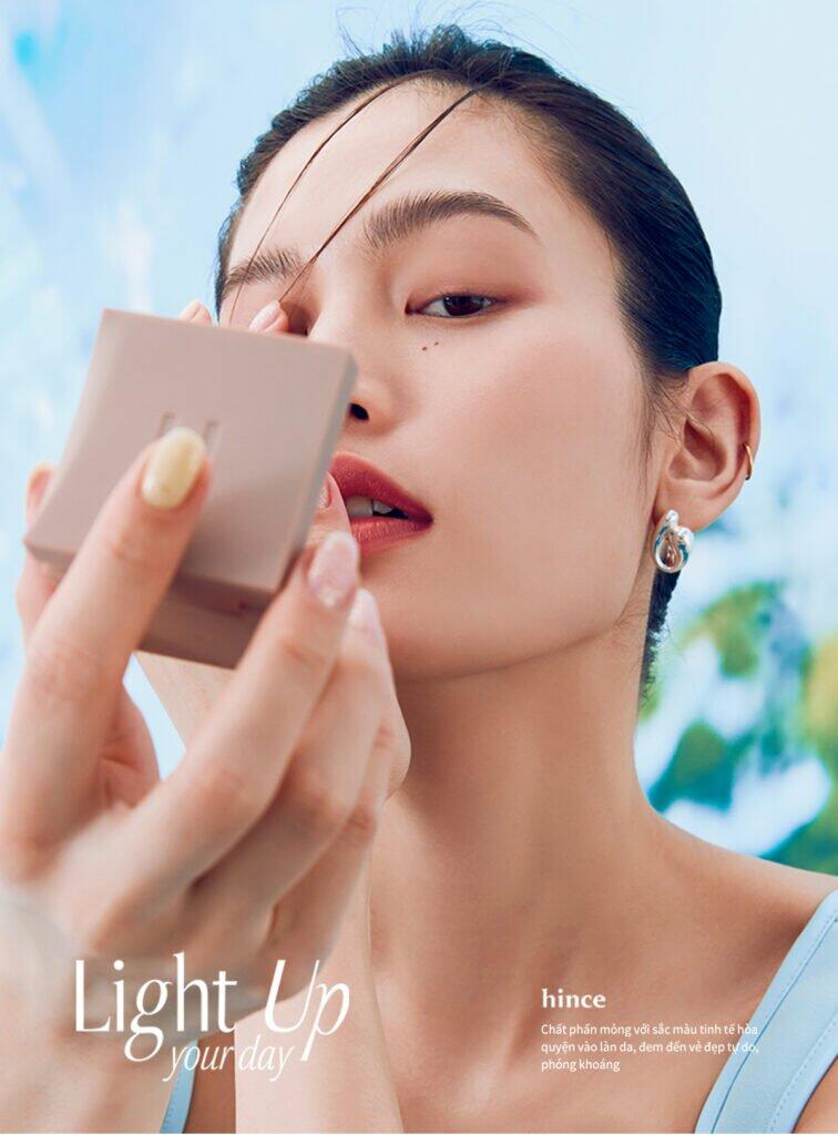 hince New Depth Eyeshadow 3g Build On main image 1